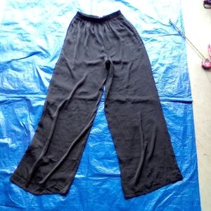 Aakaa Black Wide-Leg Pants